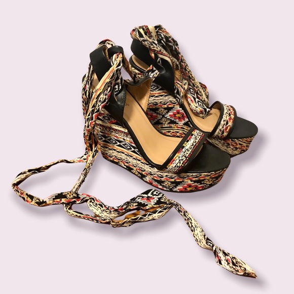 BAMBOO Women’s Black/Pink Geometric Strappy Aztec Wedges size 6 - Picture 3 of 7